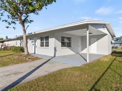 2411 18th Street Court E Bradenton FL 34208