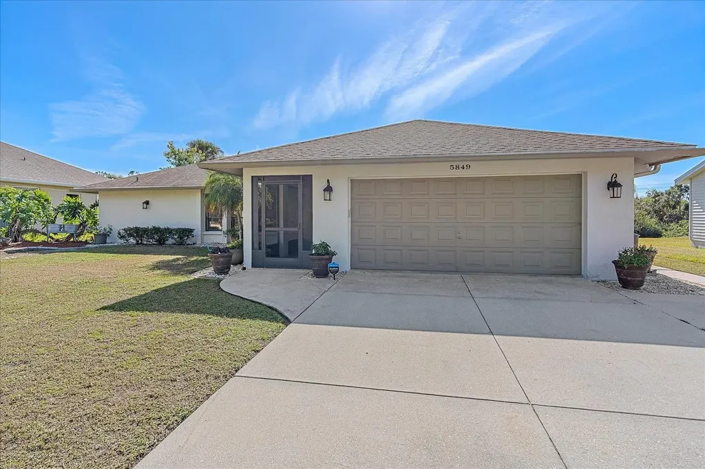 5849 Brickell Drive North Port FL 34286