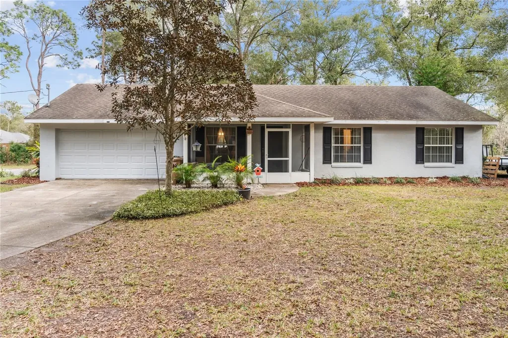 25826 Vero Street Sorrento FL 32776