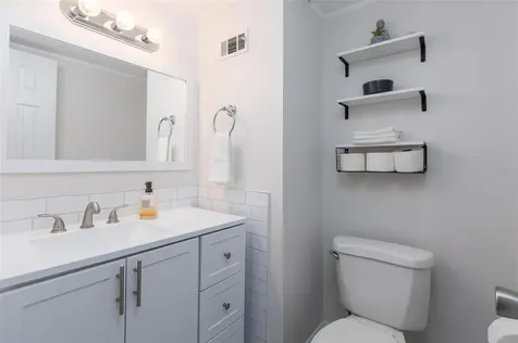 4522 La Carmen Court Tampa FL 33611