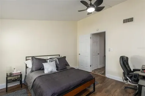 4522 La Carmen Court Tampa FL 33611