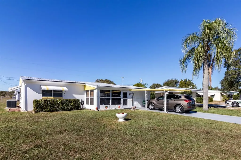 510 Stanley Avenue Frostproof FL 33843