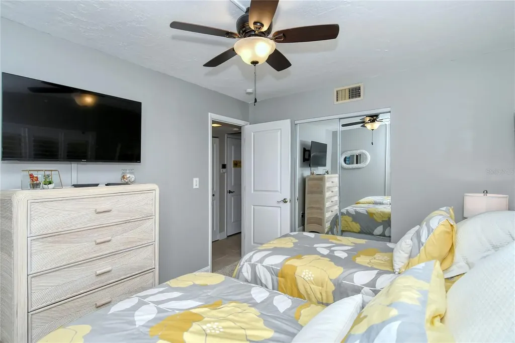 1257 S Portofino Drive Sarasota FL 34242