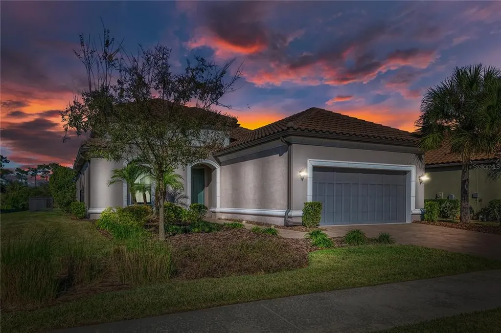 8542 Grand Alberato Road Tampa FL 33647