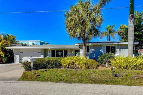 673 Tarawitt Drive Longboat Key FL 34228