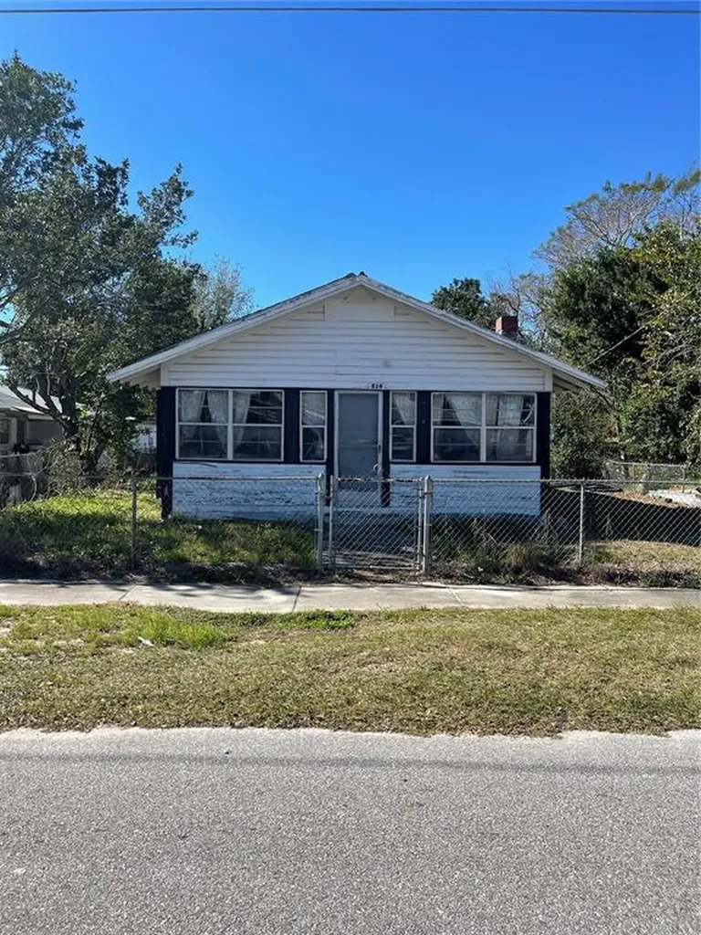 518 Orange Street Auburndale FL 33823