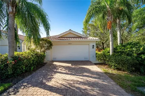 8825 Etera Drive Sarasota FL 34238