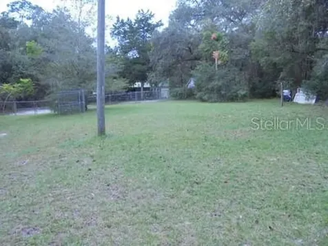 4665 SE 161st Terrace Ocklawaha FL 32179