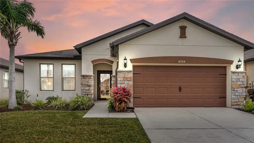 8754 Hinsdale Heights Drive Polk City FL 33868