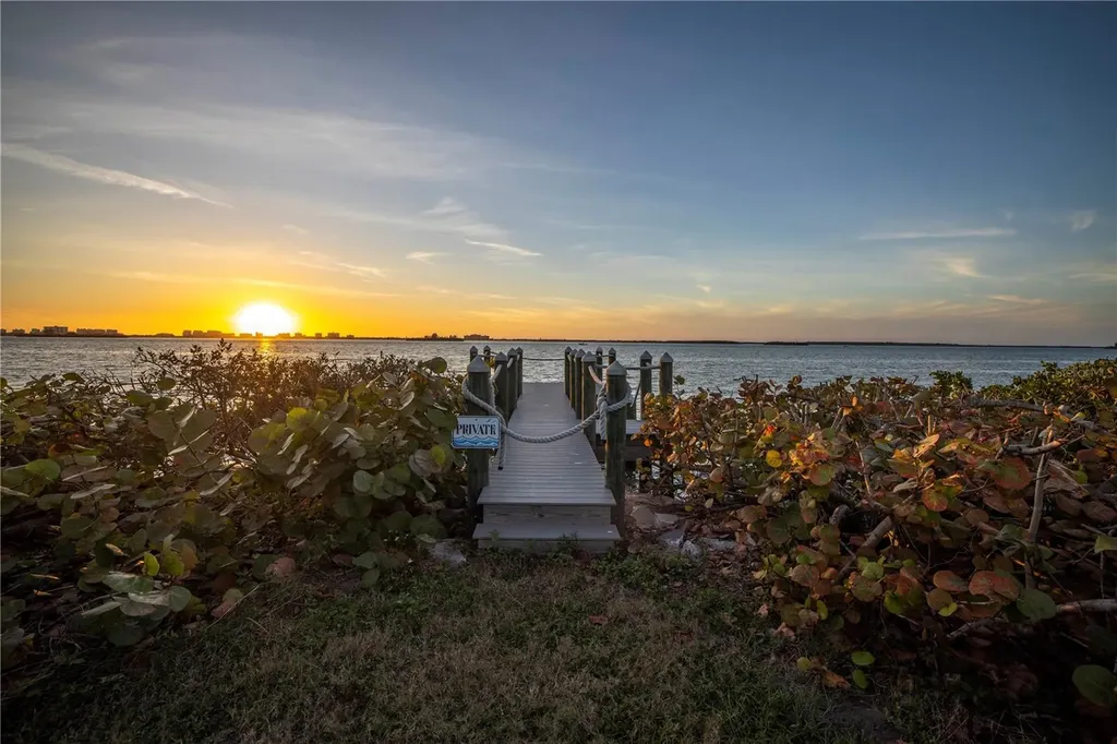 125 Edgewater Drive Dunedin FL 34698