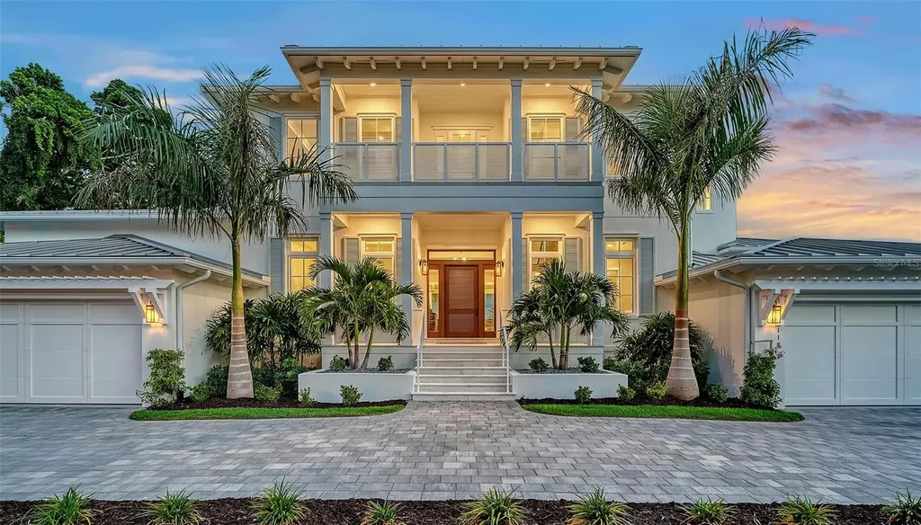 118 N Warbler Lane Sarasota FL 34236