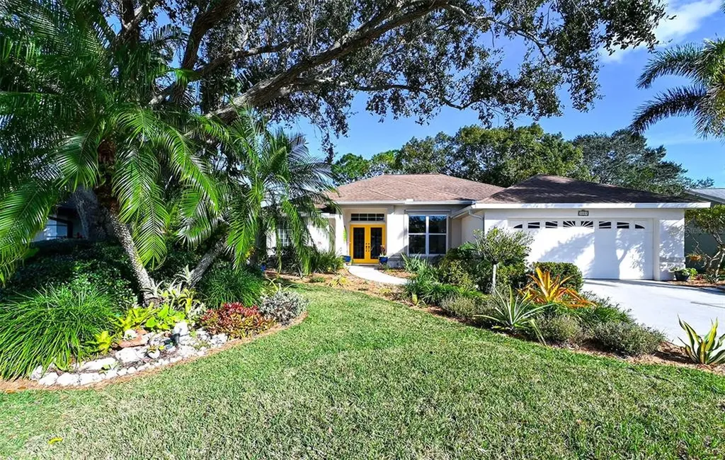 3208 Crystal Lakes Court Sarasota FL 34235