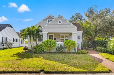 106 21st Avenue NE St Petersburg FL 33704