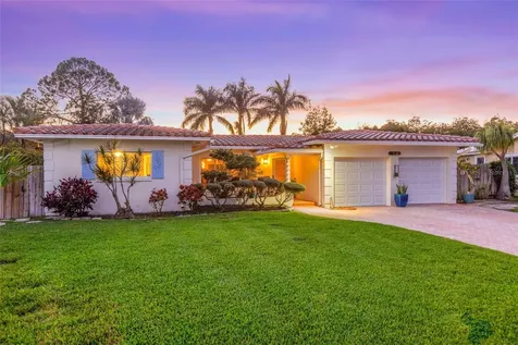 734 Placido Way NE St Petersburg FL 33704
