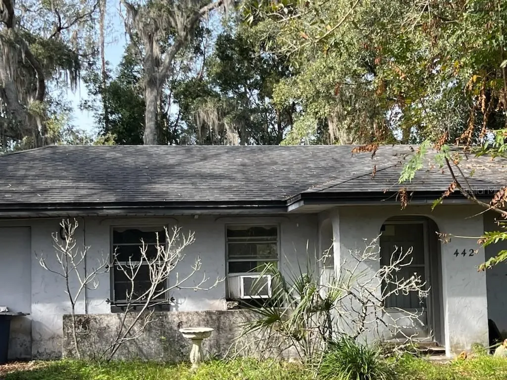 442 N Thompson Road Apopka FL 32712