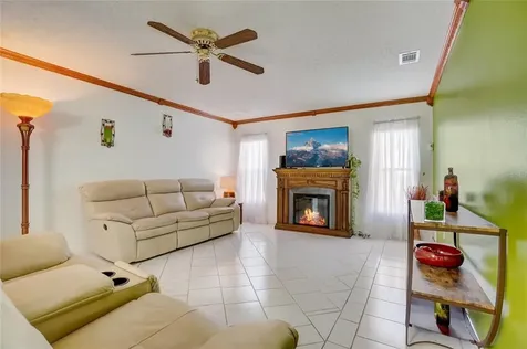 2438 Bancroft Boulevard Orlando FL 32833