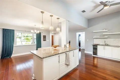 874 Serpentine Drive S St Petersburg FL 33705