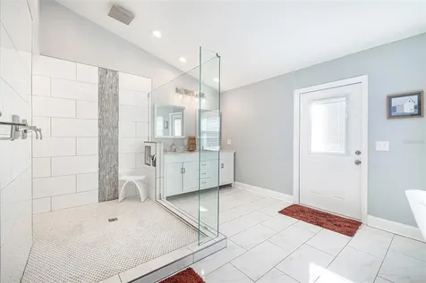 874 Serpentine Drive S St Petersburg FL 33705