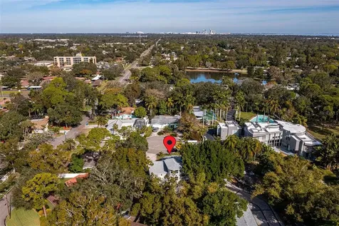 874 Serpentine Drive S St Petersburg FL 33705