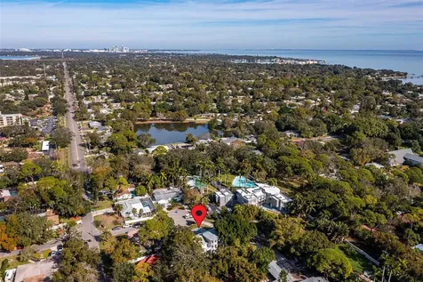 874 Serpentine Drive S St Petersburg FL 33705