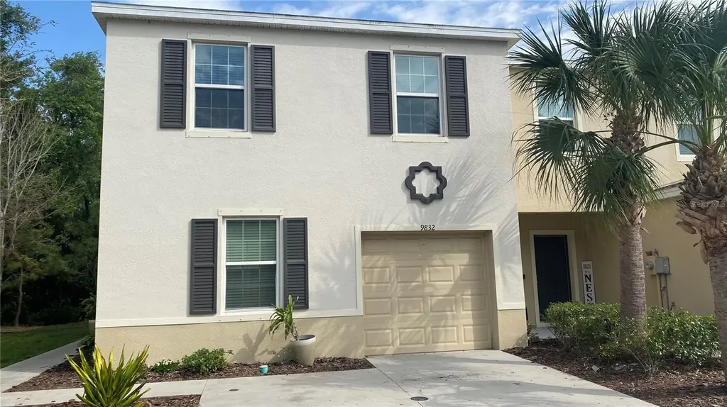 9832 Hound Chase Drive Gibsonton FL 33534