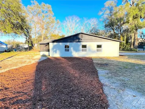 379 W New Hampshire Avenue Deland FL 32720