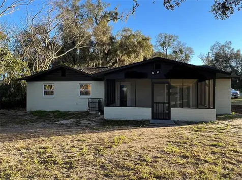 379 W New Hampshire Avenue Deland FL 32720
