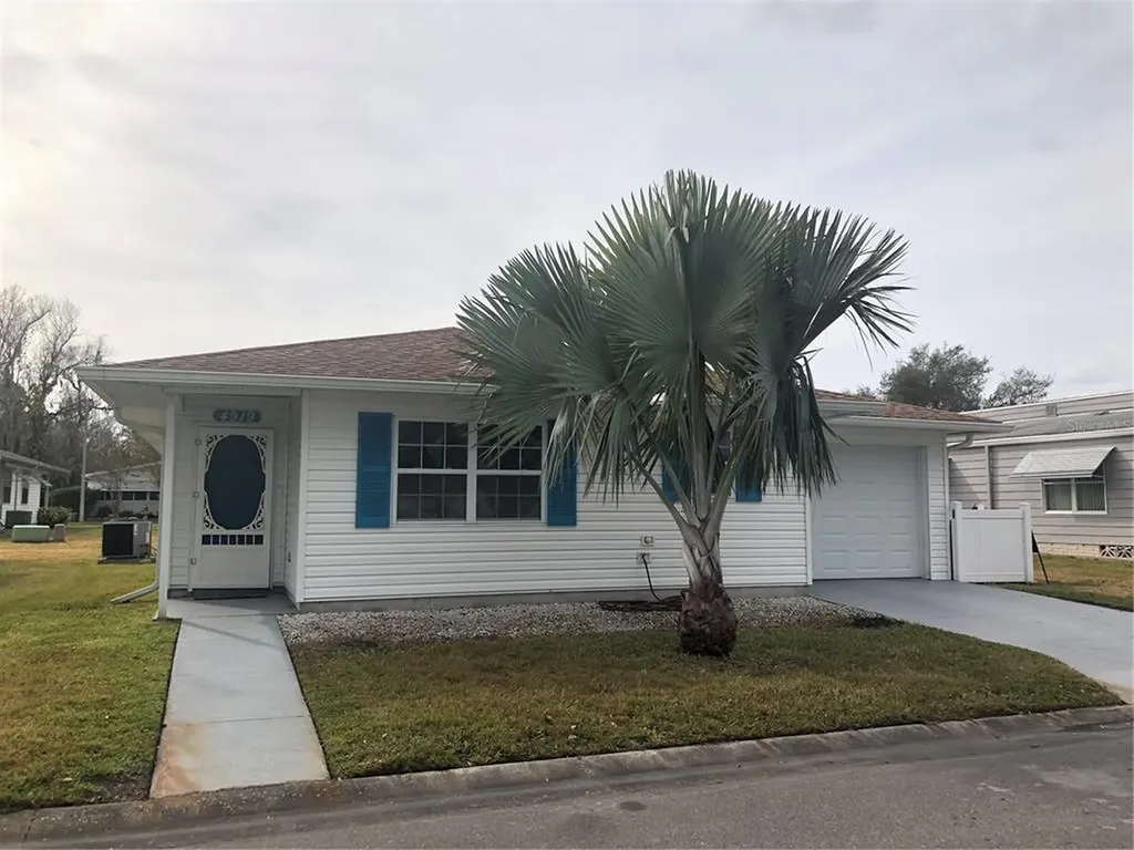 4919 Colonnades Club Boulevard Lakeland FL 33811