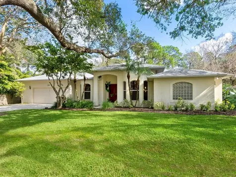 1683 Eagle Nest Court Sarasota FL 34232