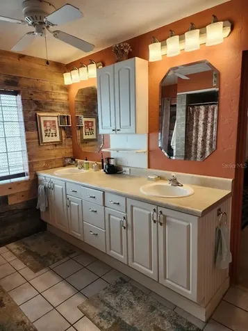 100 61st Street W Bradenton FL 34209