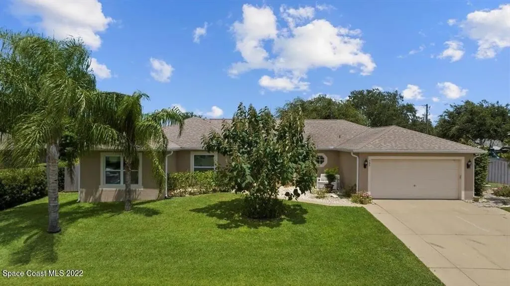 385 Humbert Street NE Palm Bay FL 32907