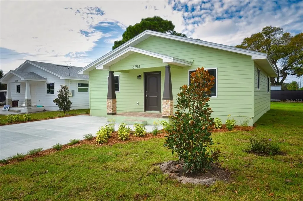 6194 82nd Avenue Court N Pinellas Park FL 33781