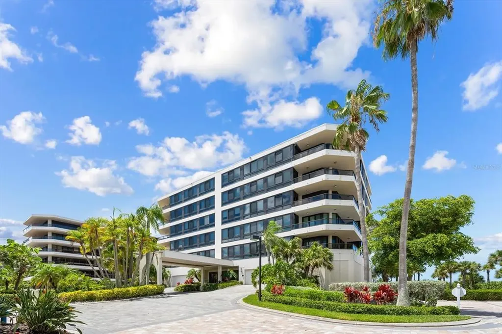 575 Sanctuary Drive Longboat Key FL 34228