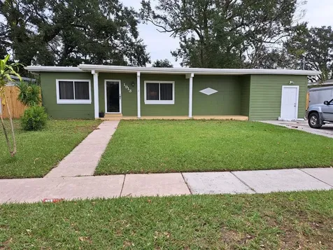 1913 Barksdale Drive Orlando FL 32822