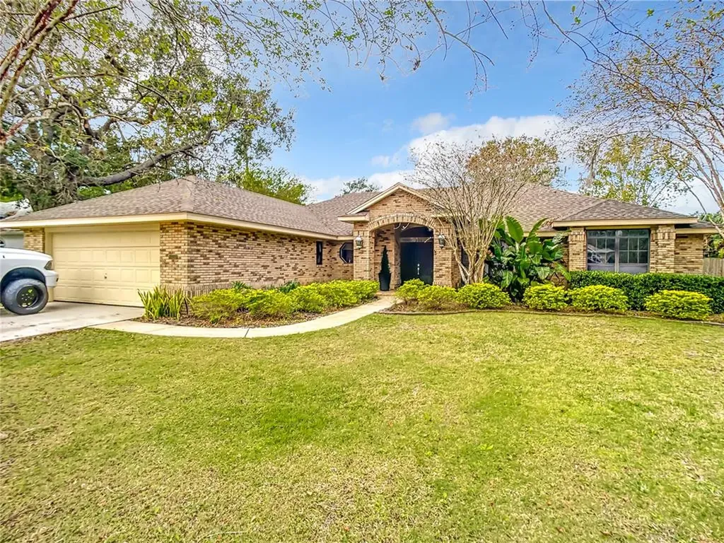 214 Bunker Court Debary FL 32713