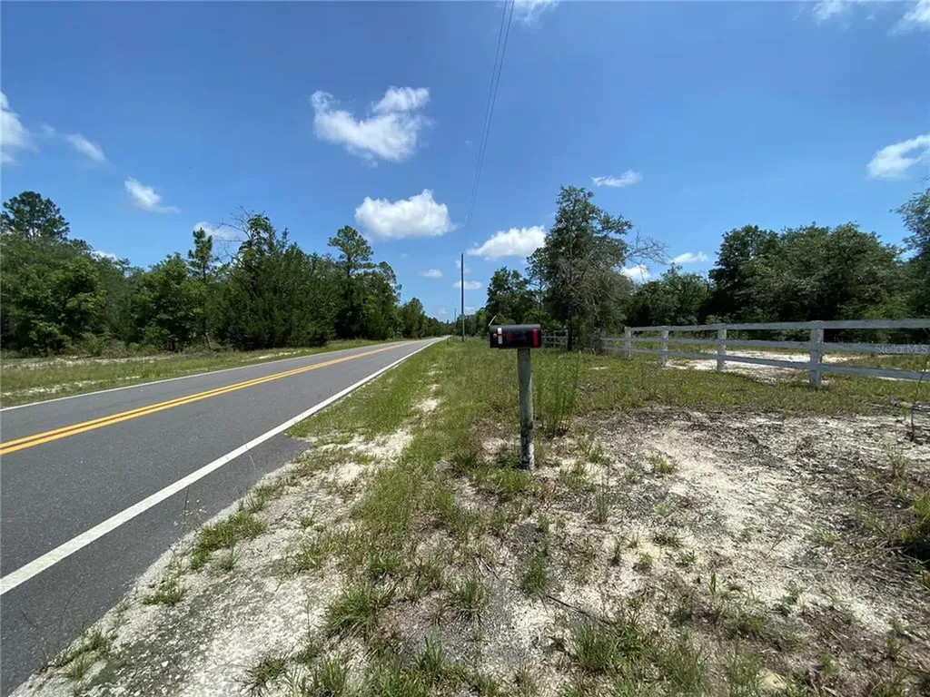 10600 NE 2nd Way Branford FL 32008