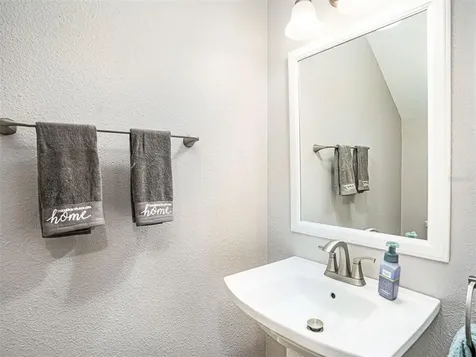 18854 Duquesne Drive Tampa FL 33647