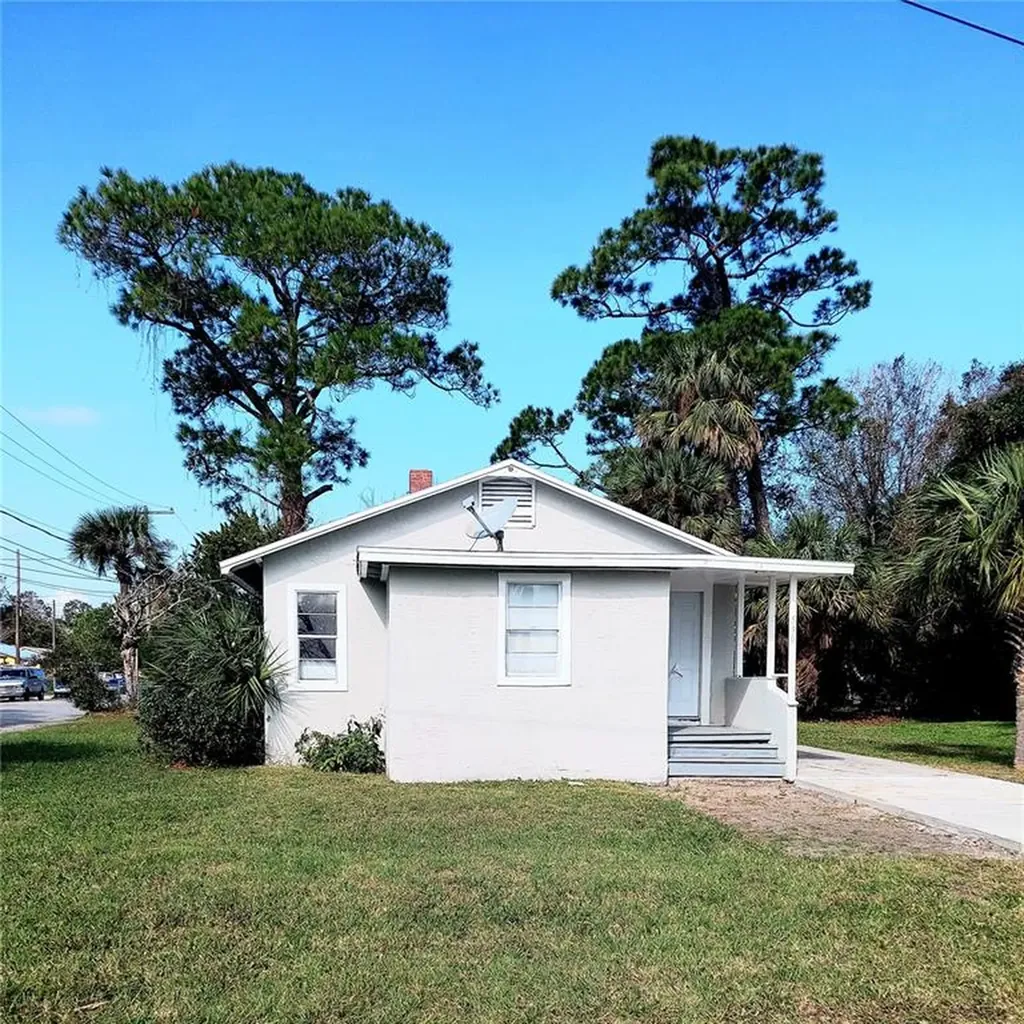 590 Shady Place Daytona Beach FL 32114