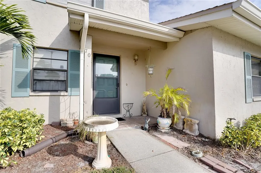 2131 Ridge Road S Largo FL 33778
