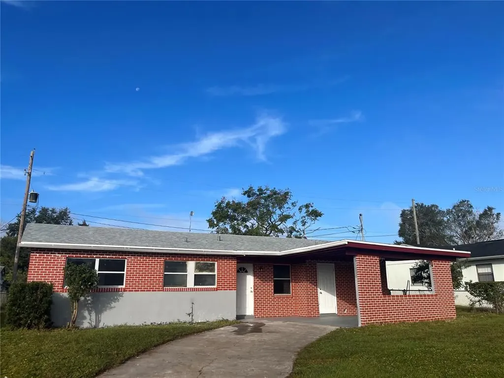 1884 Attucks Avenue Orlando FL 32811
