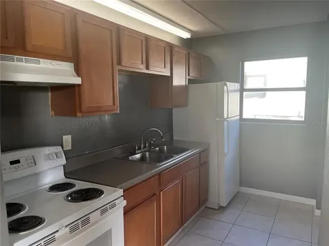 1884 Attucks Avenue Orlando FL 32811