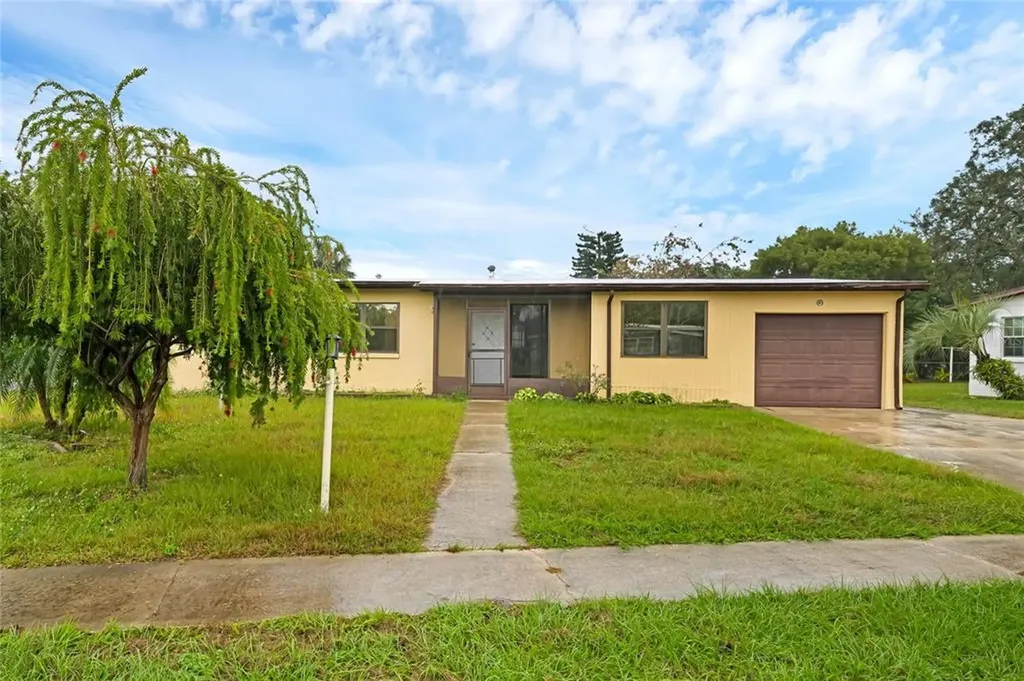 1731 Nesbitt Street Deltona FL 32725