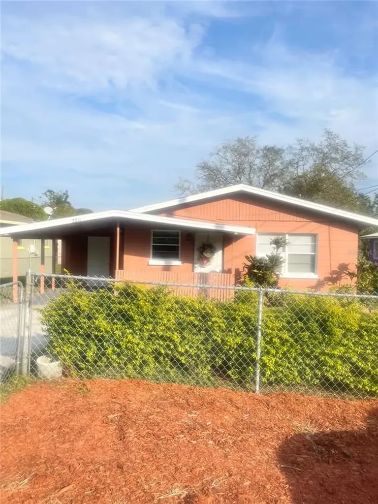 2211 Drive Martin L King Jr Way Haines City FL 33844