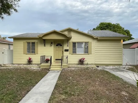 2411 15th Avenue N St Petersburg FL 33713