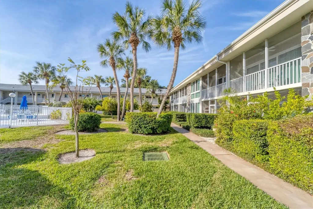 500 S Washington Drive Sarasota FL 34236