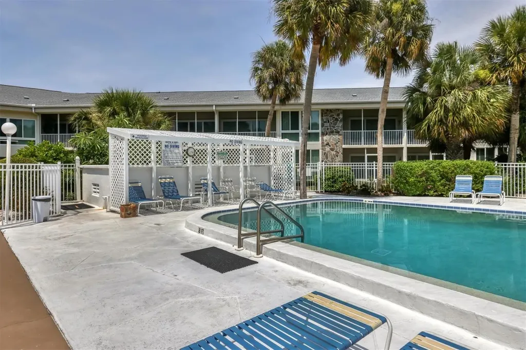 500 S Washington Drive Sarasota FL 34236