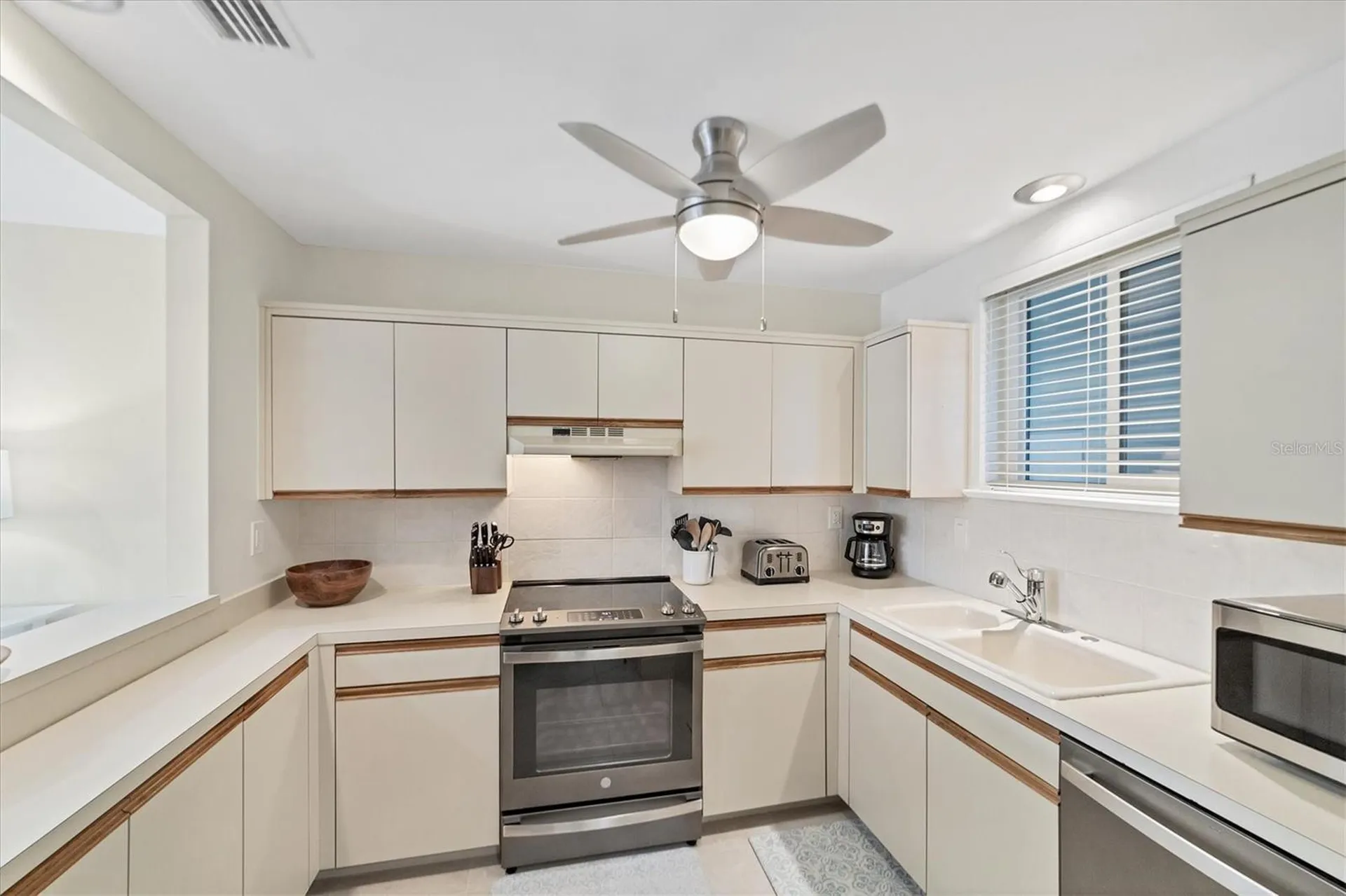500 S Washington Drive Sarasota FL 34236