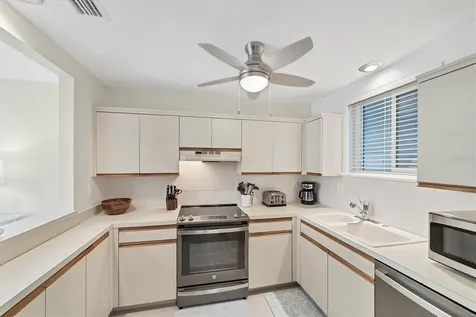 500 S Washington Drive Sarasota FL 34236