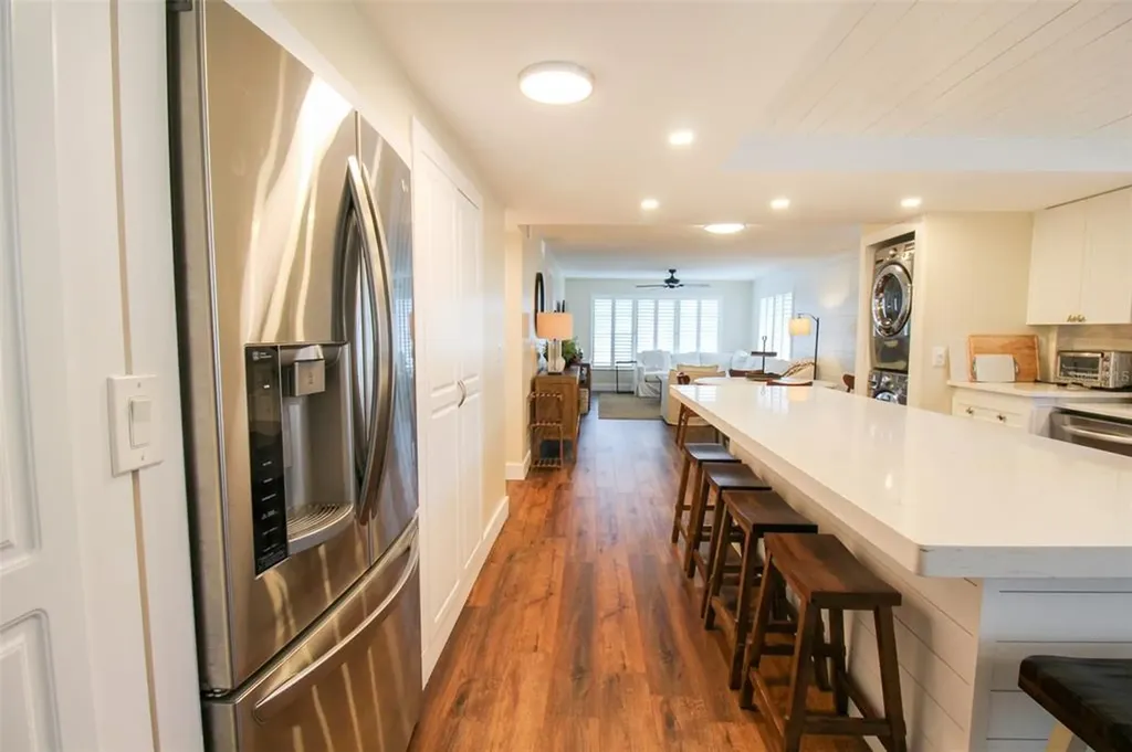 3804 Gulf Of Mexico Drive Longboat Key FL 34228