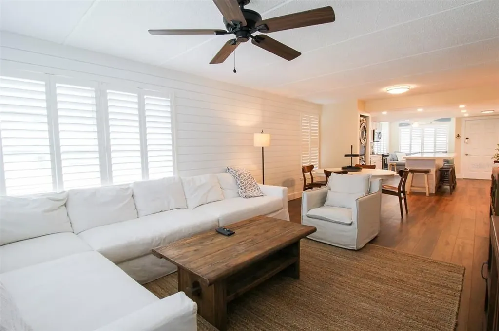 3804 Gulf Of Mexico Drive Longboat Key FL 34228